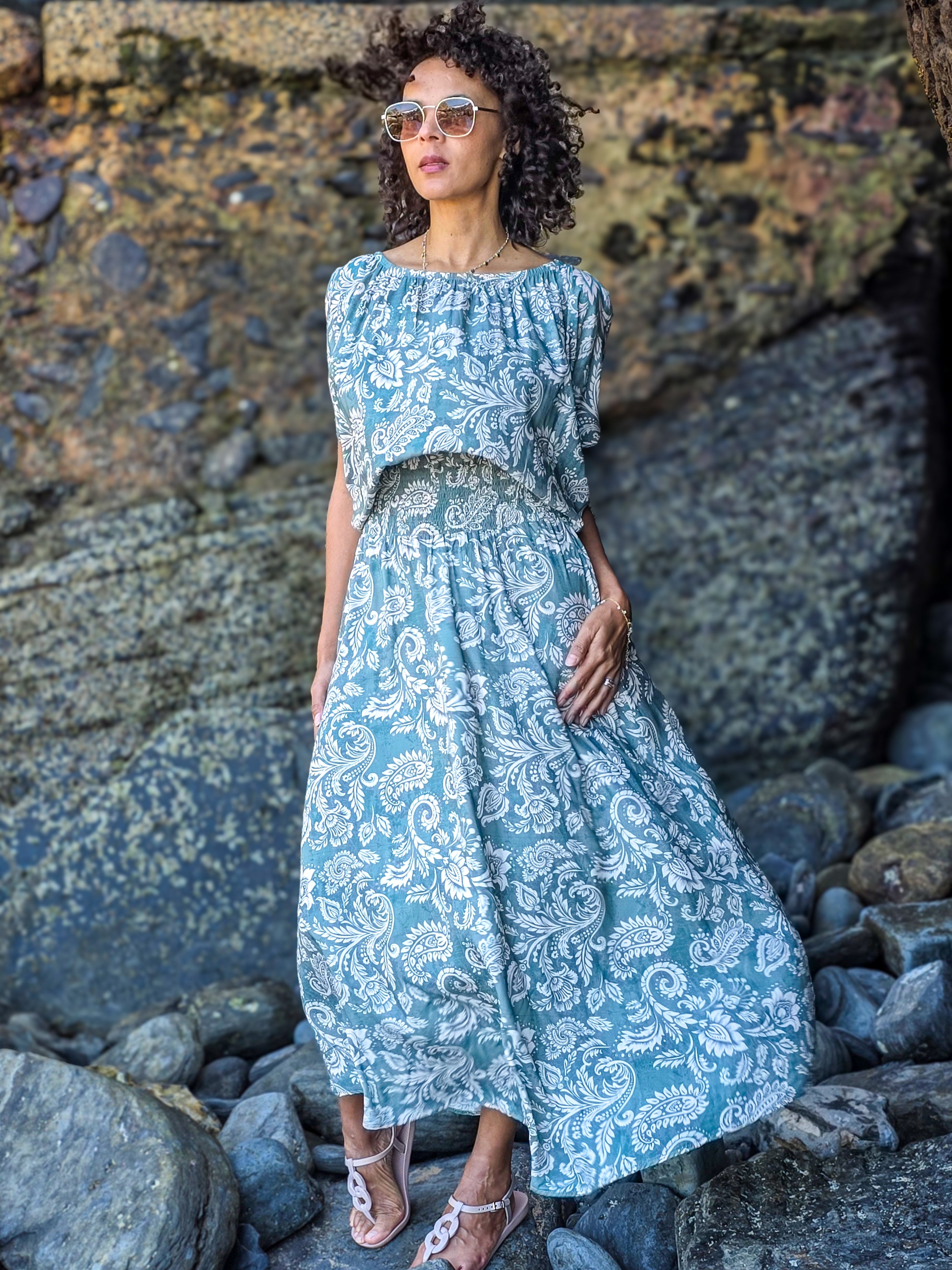 Boho maxi - Joyful Holly: Off the shoulder, elasticated waist maxi dress