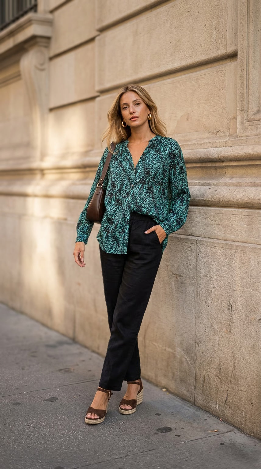 Alice - Dreamland: Button-up mandarin collar shirt