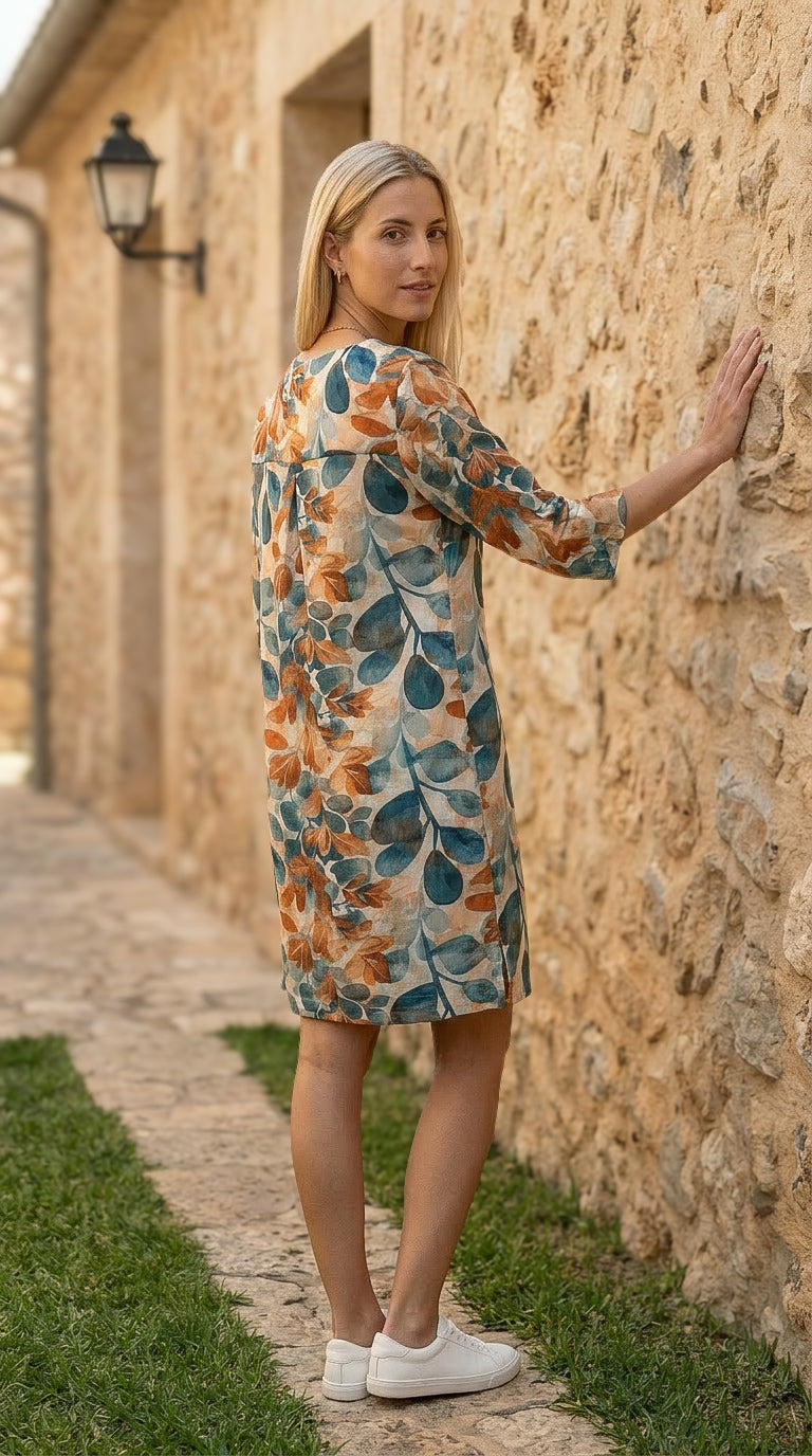 Kerry - Waterglow: Classic midi shift dress with 3/4 sleeves