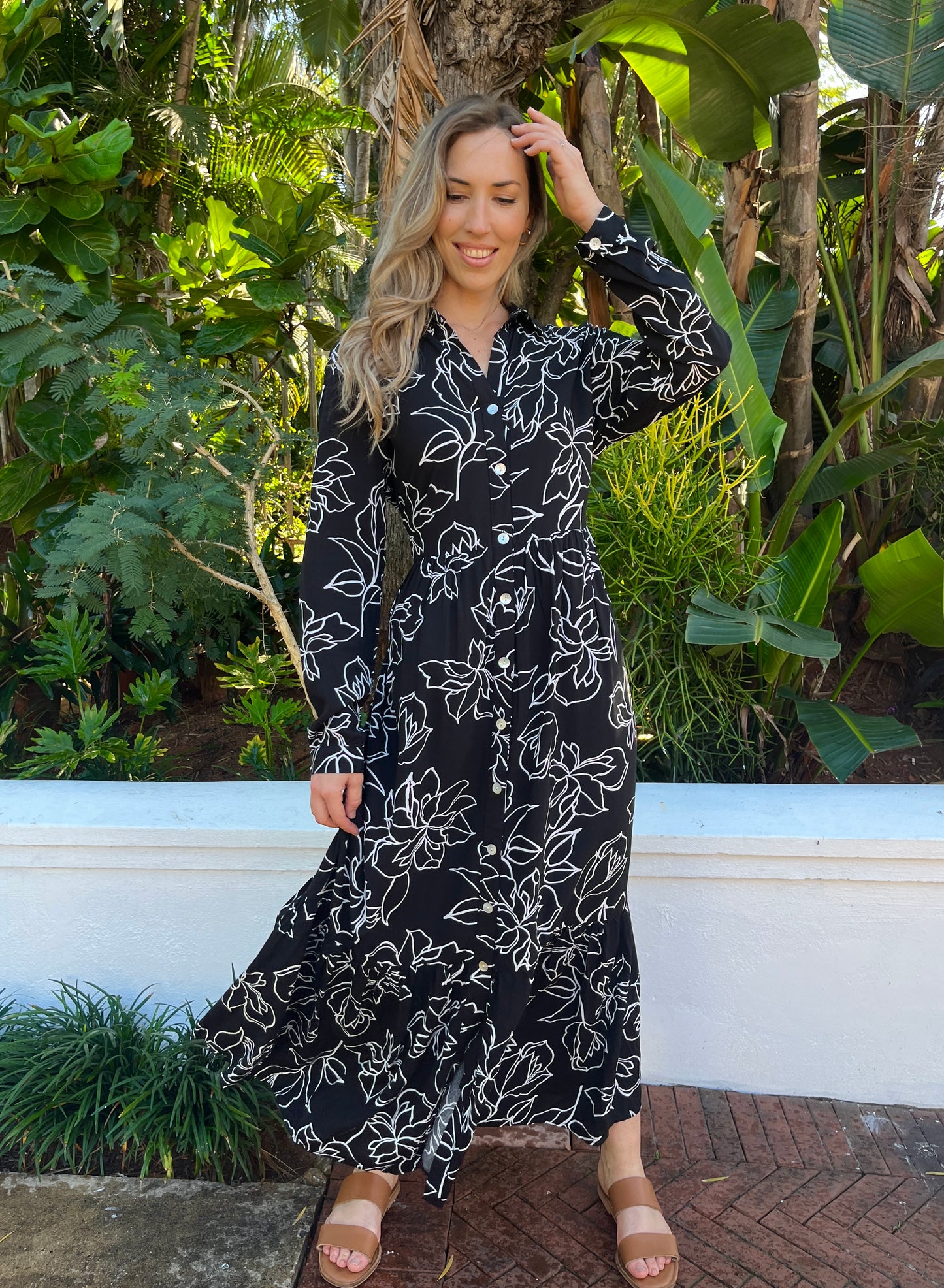 Maddison Maxi - Bold Abstract Flower: Button - Up Collared Tiered Maxi Dress