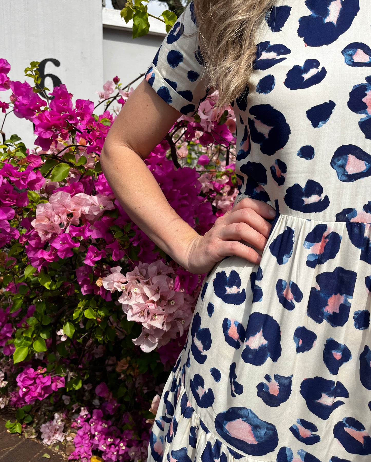 Hailey - Oversized Leopard: Classic Short Sleeve Tiered Midi Dress