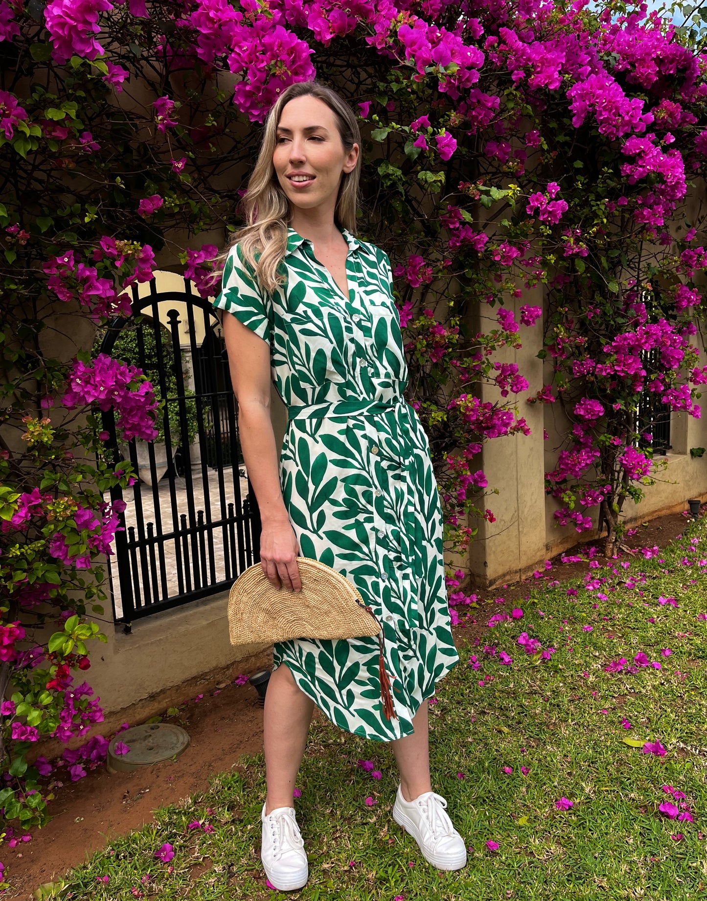 Venice - Foliage Green: Mandarin Collar Shirt Dress With Belt