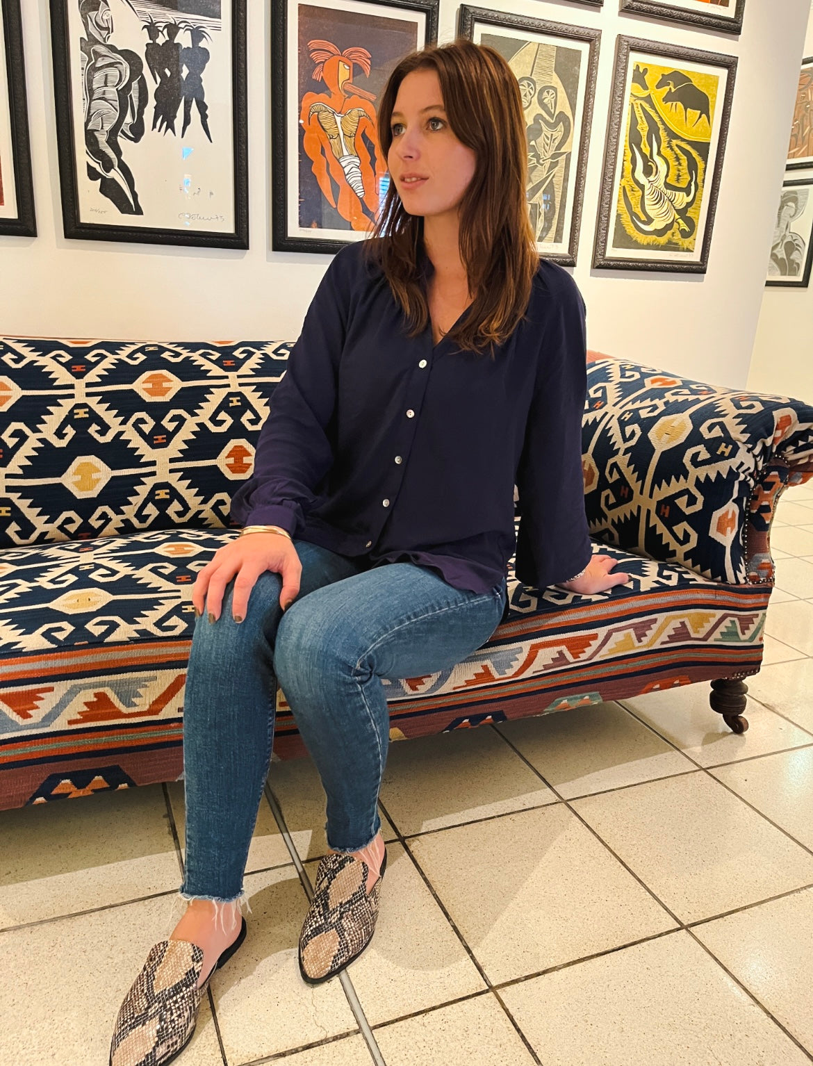 Alice - Plain Navy: Button-up mandarin collar shirt