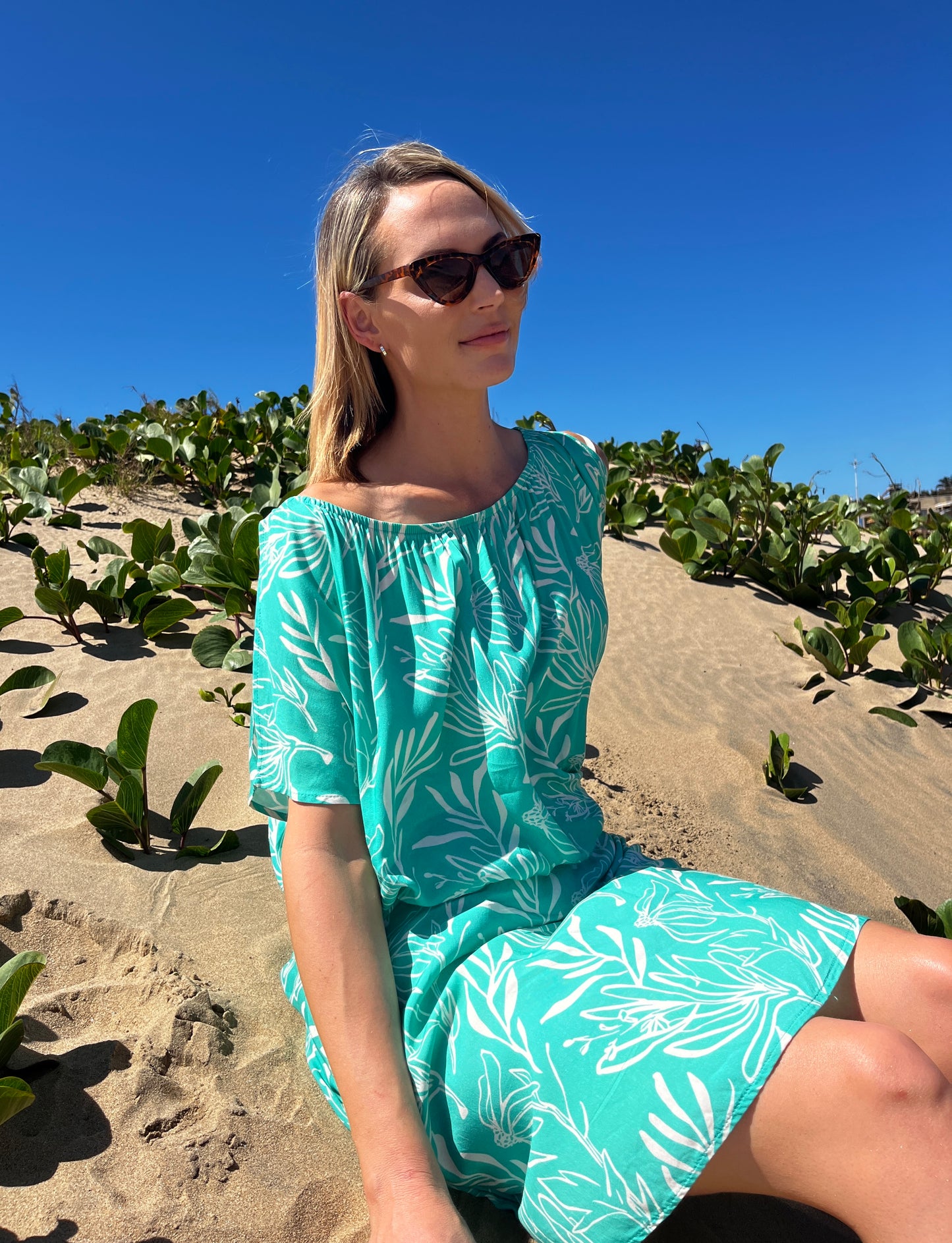Boho Midi Dress - Floral Dreams: Sheered elasticated waistband midi dress