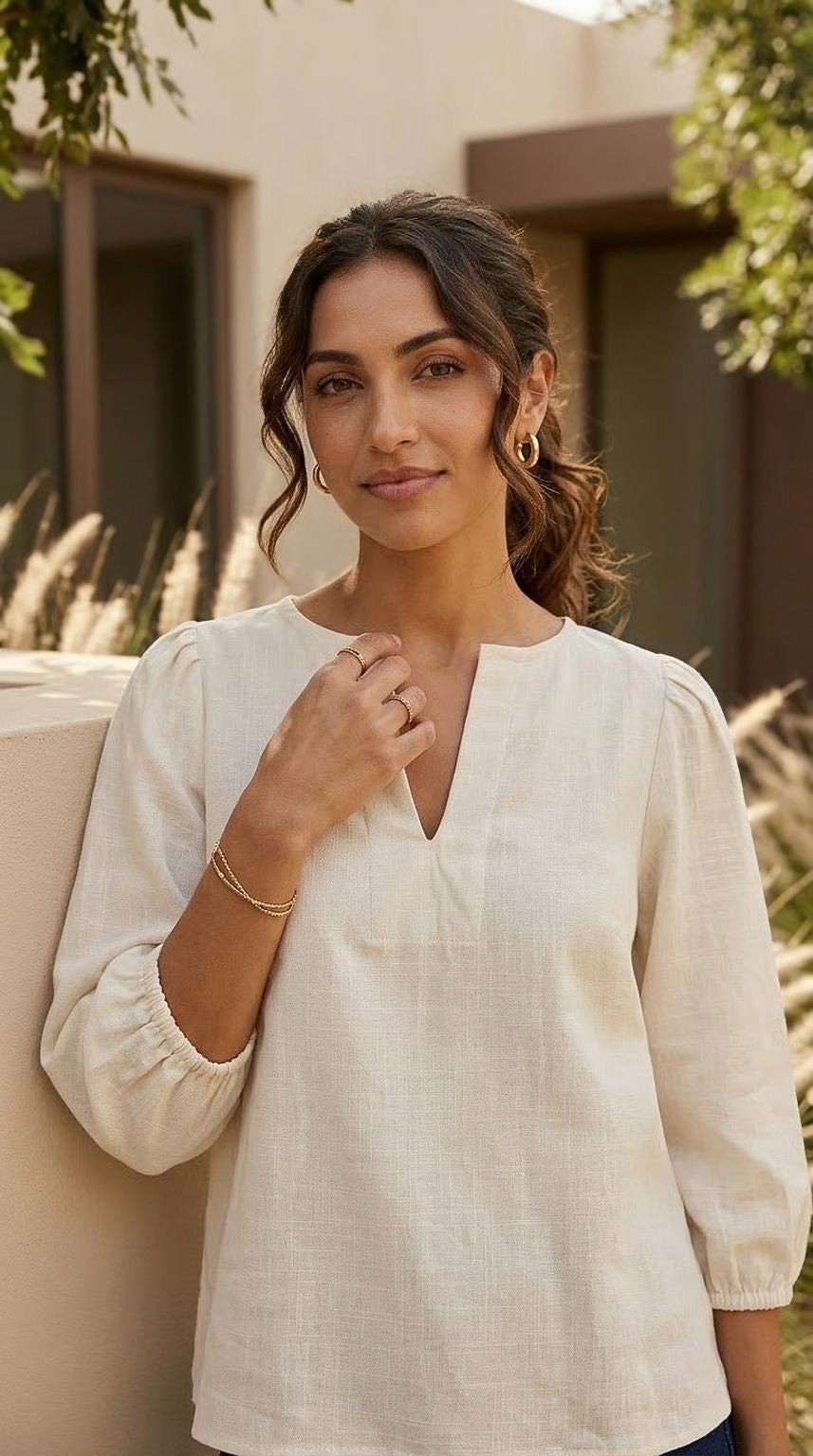 Luca - Butter: Classic V-neck blouse with elasticated sleeves