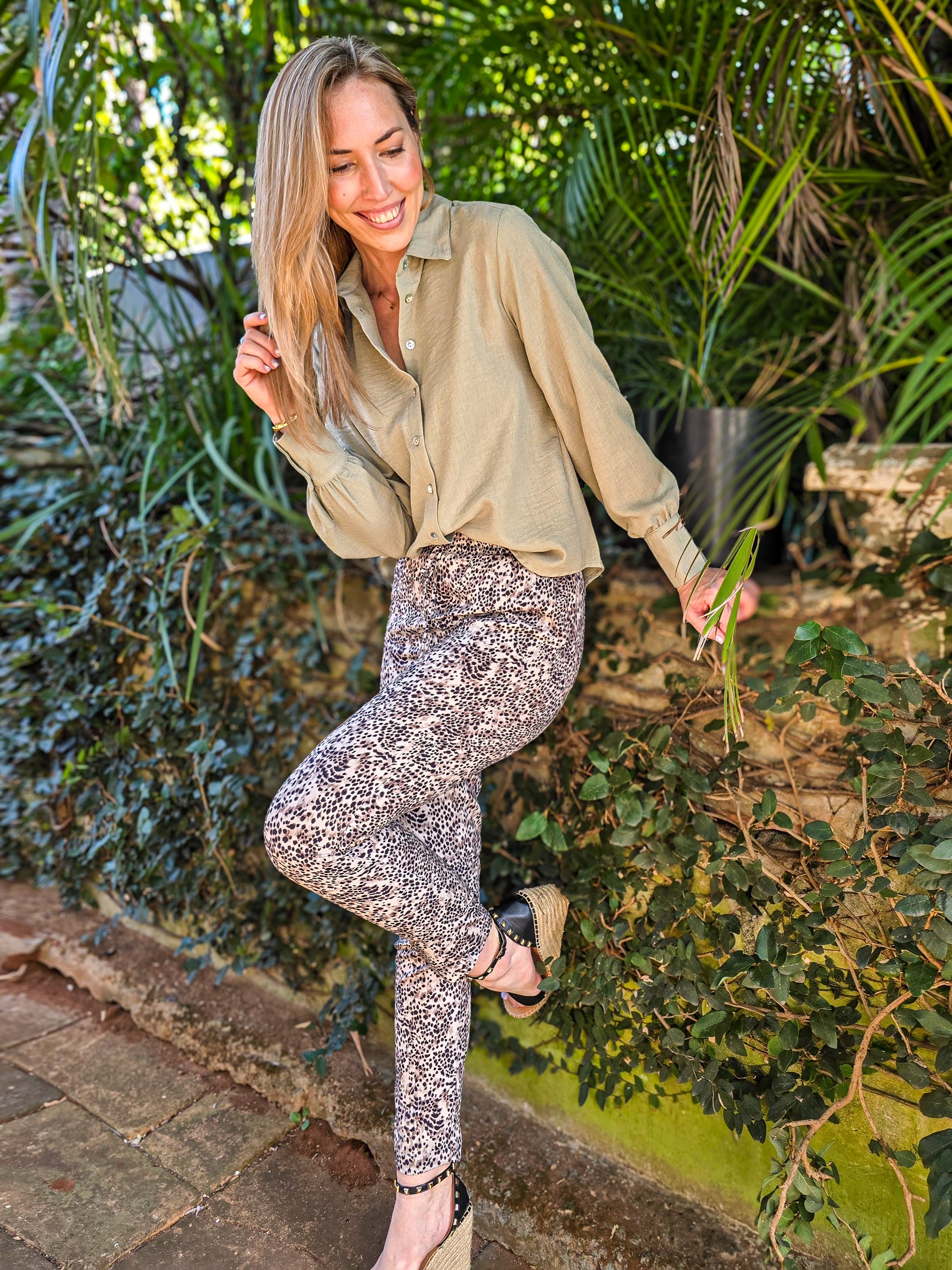 Gia - Thunderstorm: Straight leg pants with elasticated waistband