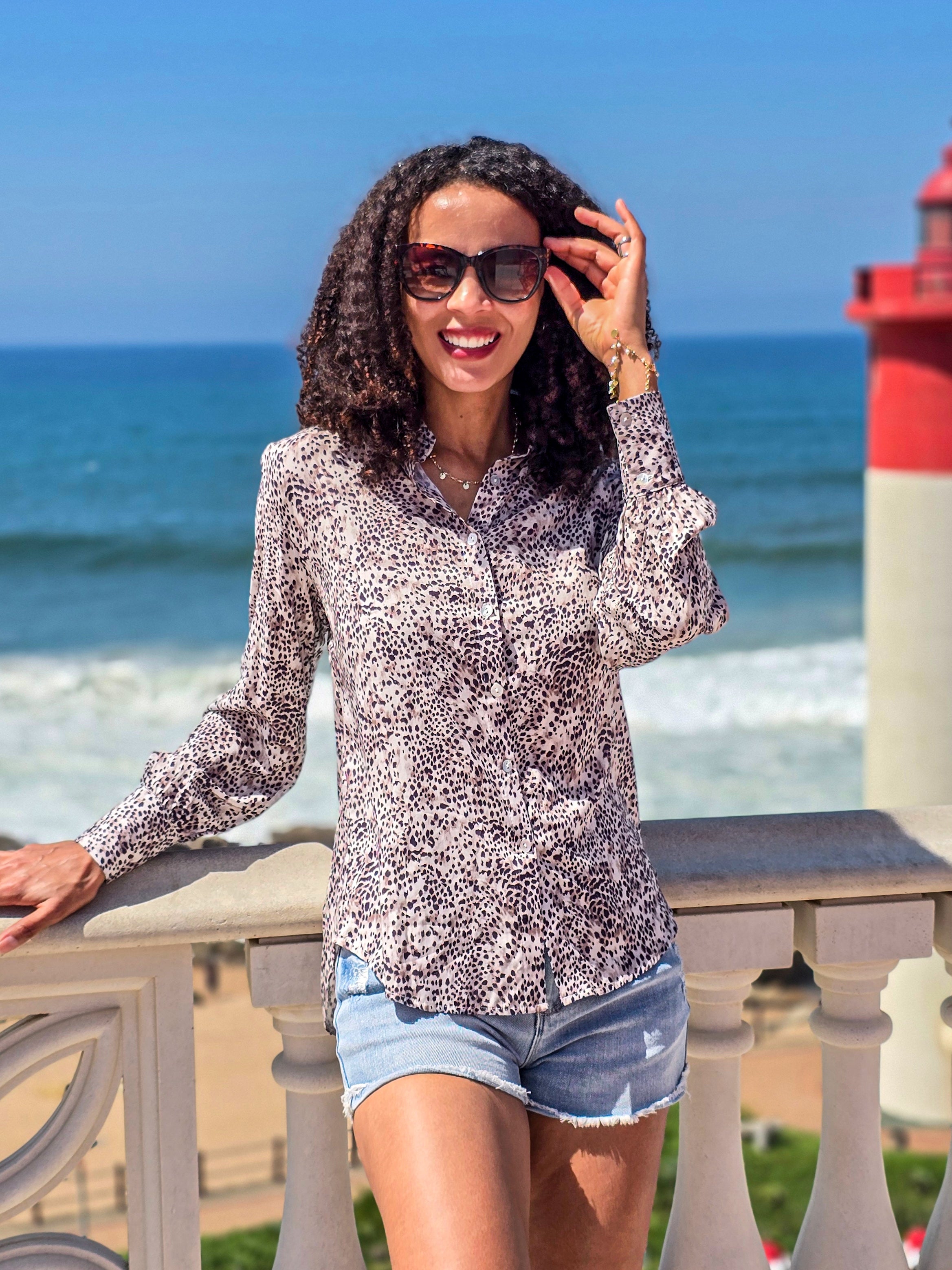 Ellie - Thunderstorm: Classic Collared Shirt with a Cuff