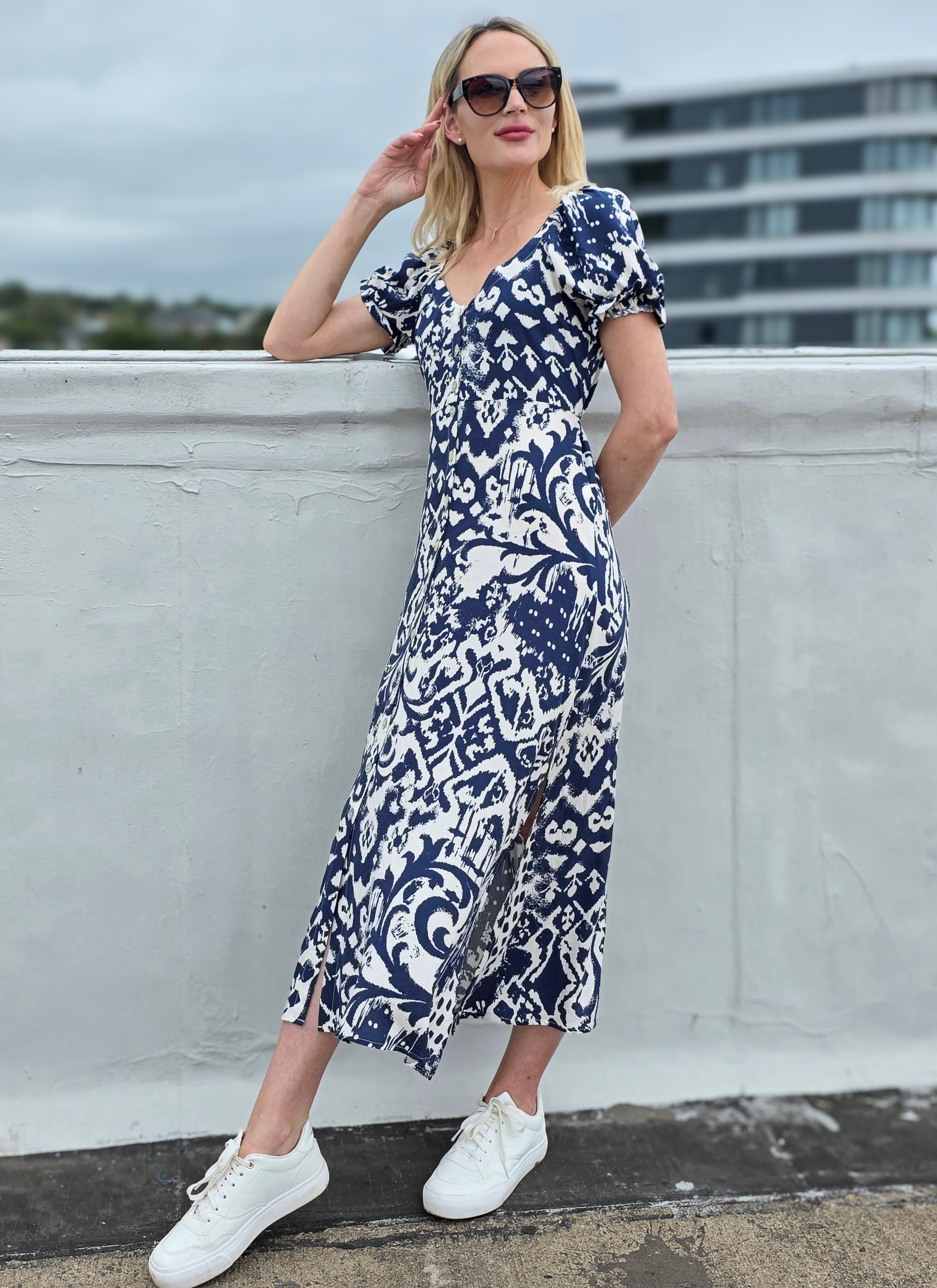 Dom - Sacred Jungle: Midi dress with belt and puff sleeves