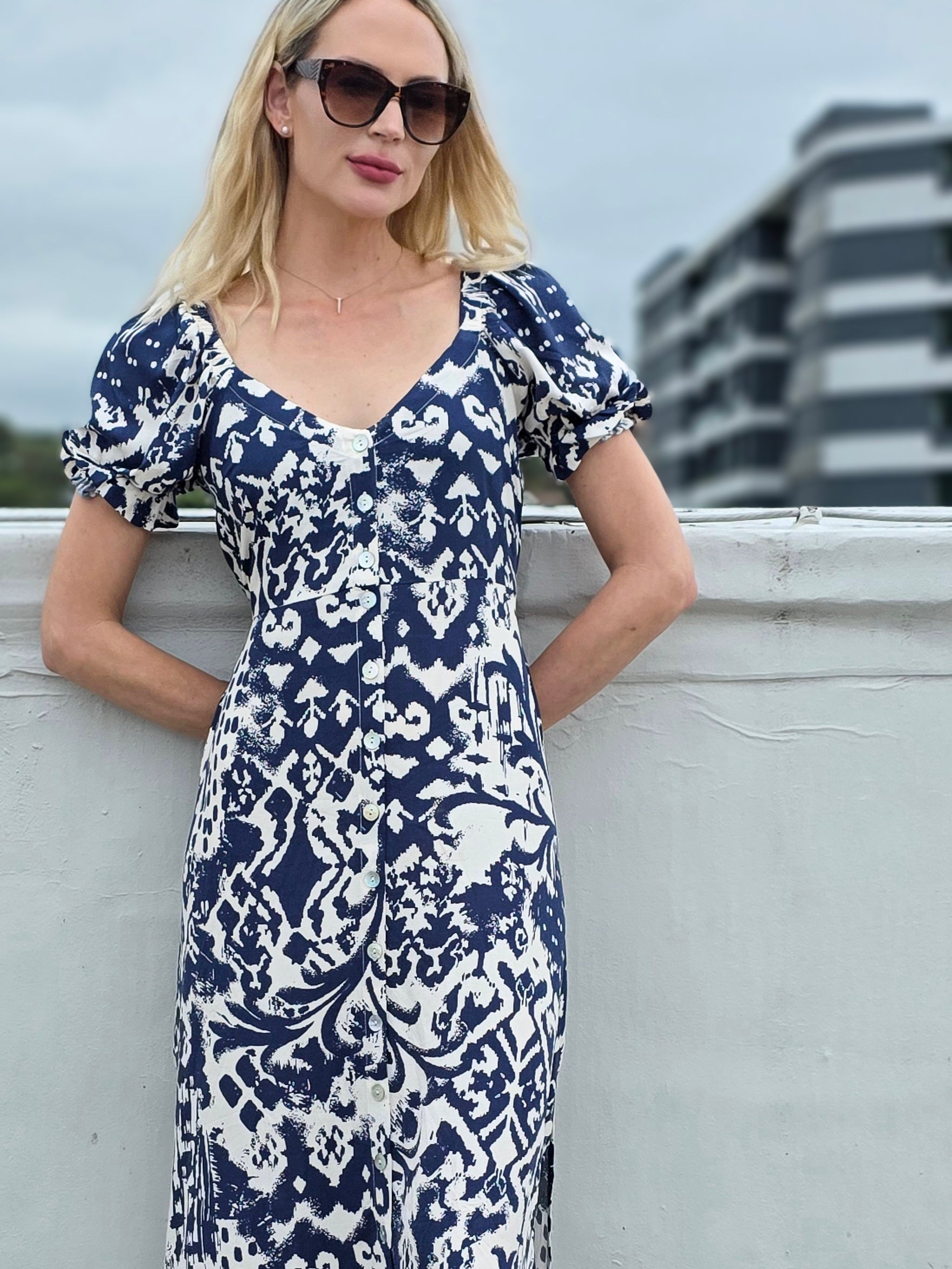 Dom - Sacred Jungle: Midi dress with belt and puff sleeves