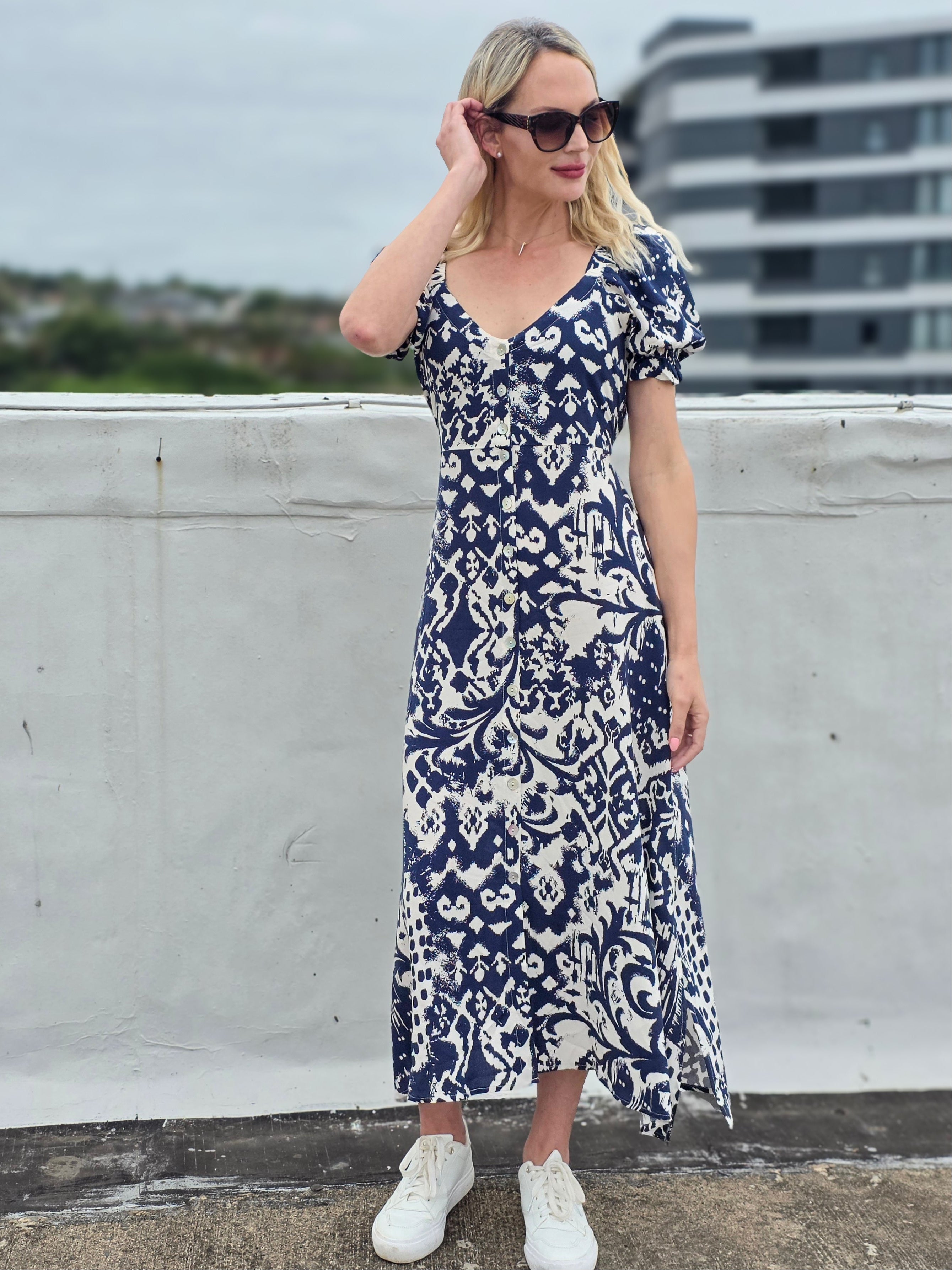 Dom - Sacred Jungle: Midi dress with belt and puff sleeves