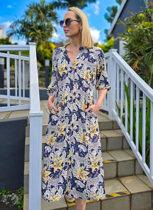 Anna - Leopard Lush: Relaxed Shirt dress with pockets