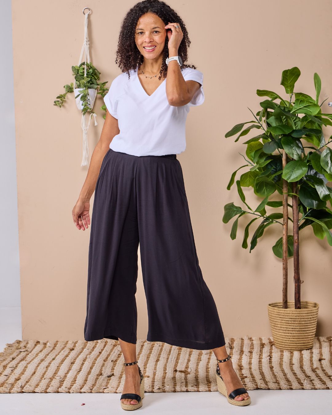 Harper - Black: Culotte Pants with pockets