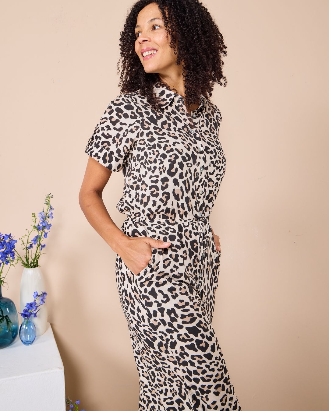 Luna - Joyful leopard: Collared wide leg jumpsuit with Short sleeves