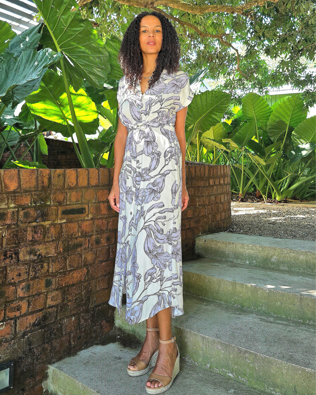 Clarence maxi - Jacaranda: Front Tie Shirt dress
