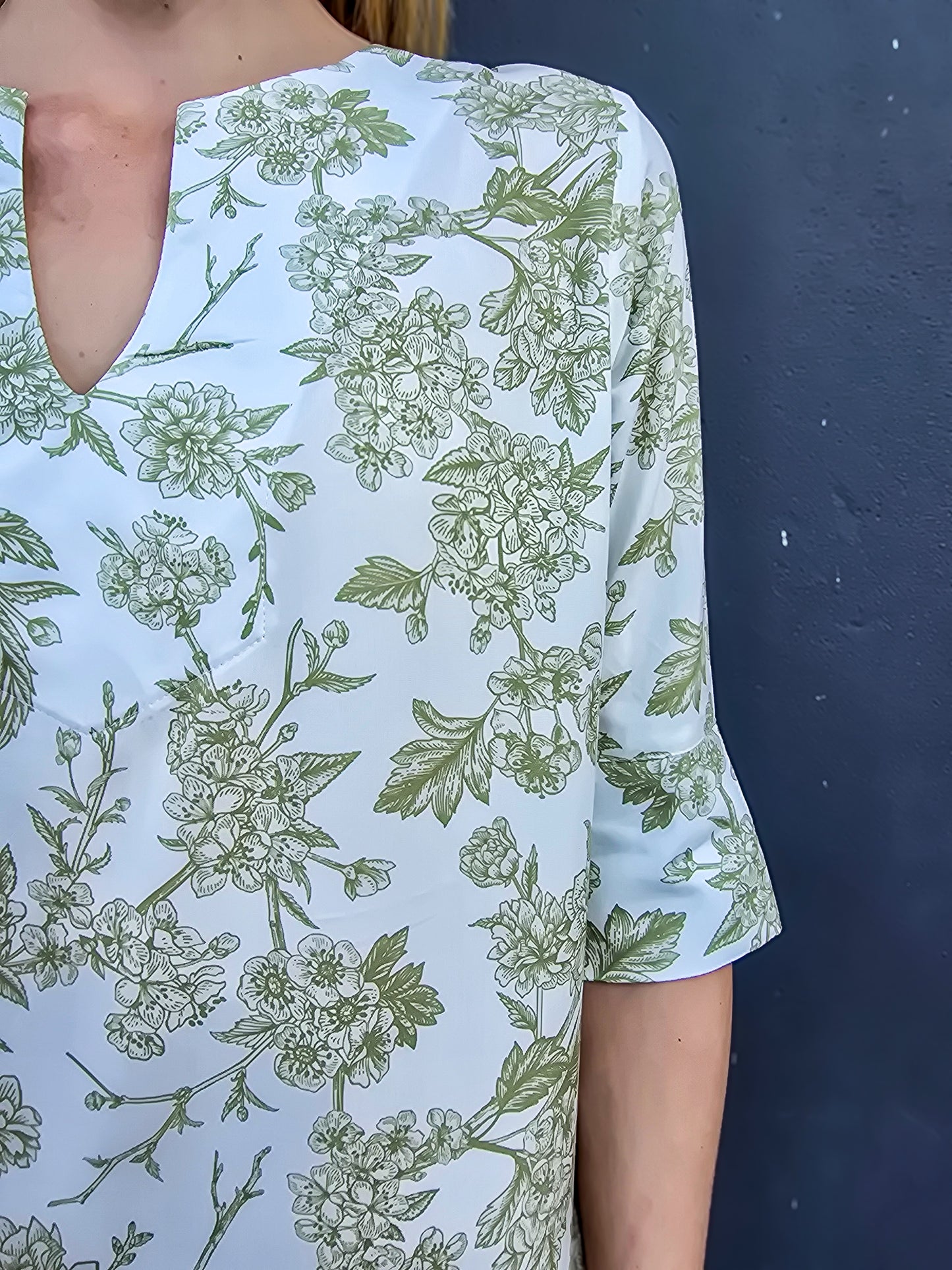 Scarlet - Botanical Bliss: Classic maxi shift dress