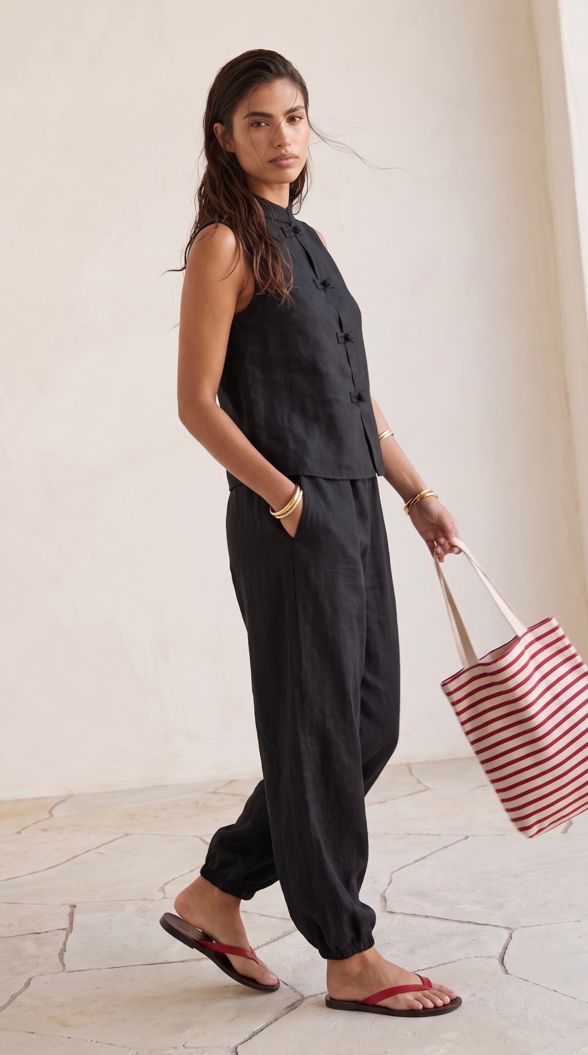 Bailey - Black 100% premium linen: Cuffed pants