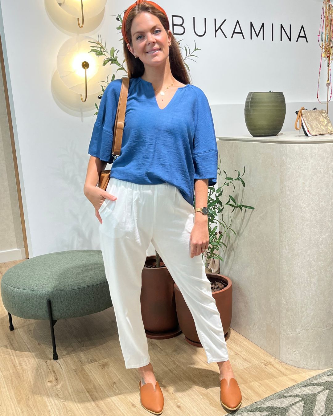Amy - Pacific Blue: Flowy V-neck blouse
