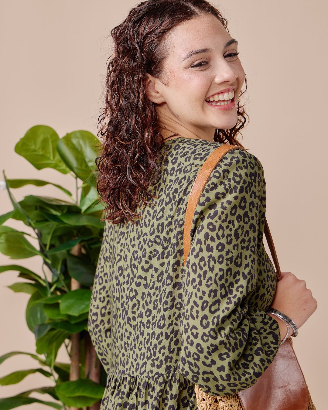 Isla - Fiesty Green leopard: 3/4 sleeve V-neck button up dress