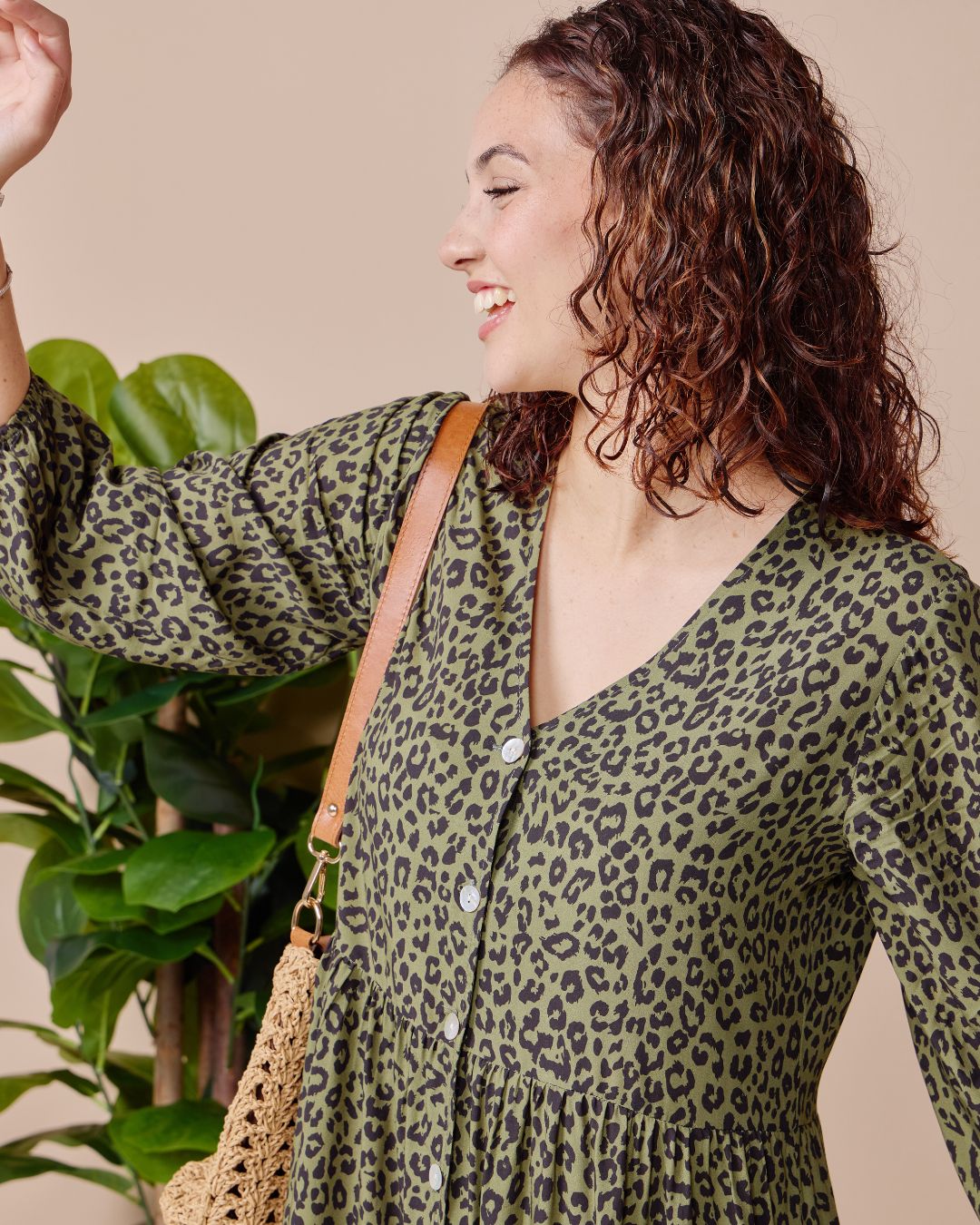Isla - Fiesty Green leopard: 3/4 sleeve V-neck button up dress