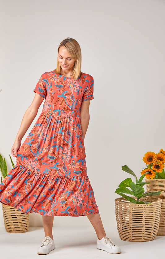 Florence - Paisley Dreams: 3/4 Classic Short Sleeve Round Neck Tiered Dress