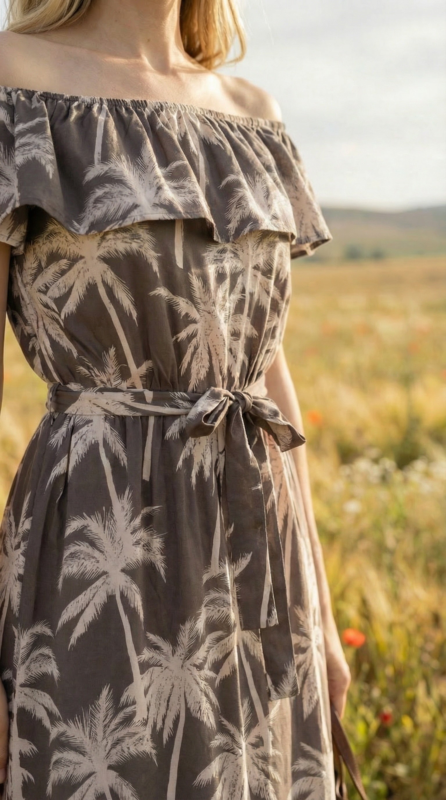 Anouk - Palm Glow: Off the shoulder maxi dress