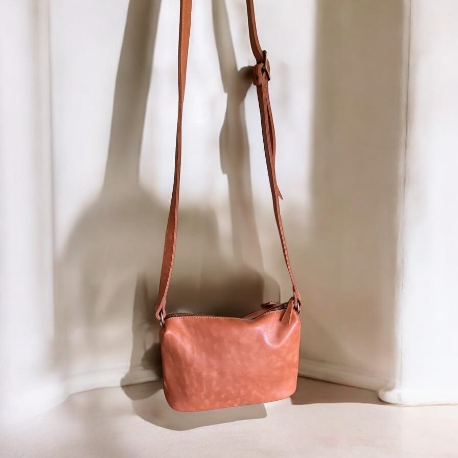 Hamba Nami - Tan Crossbody bag