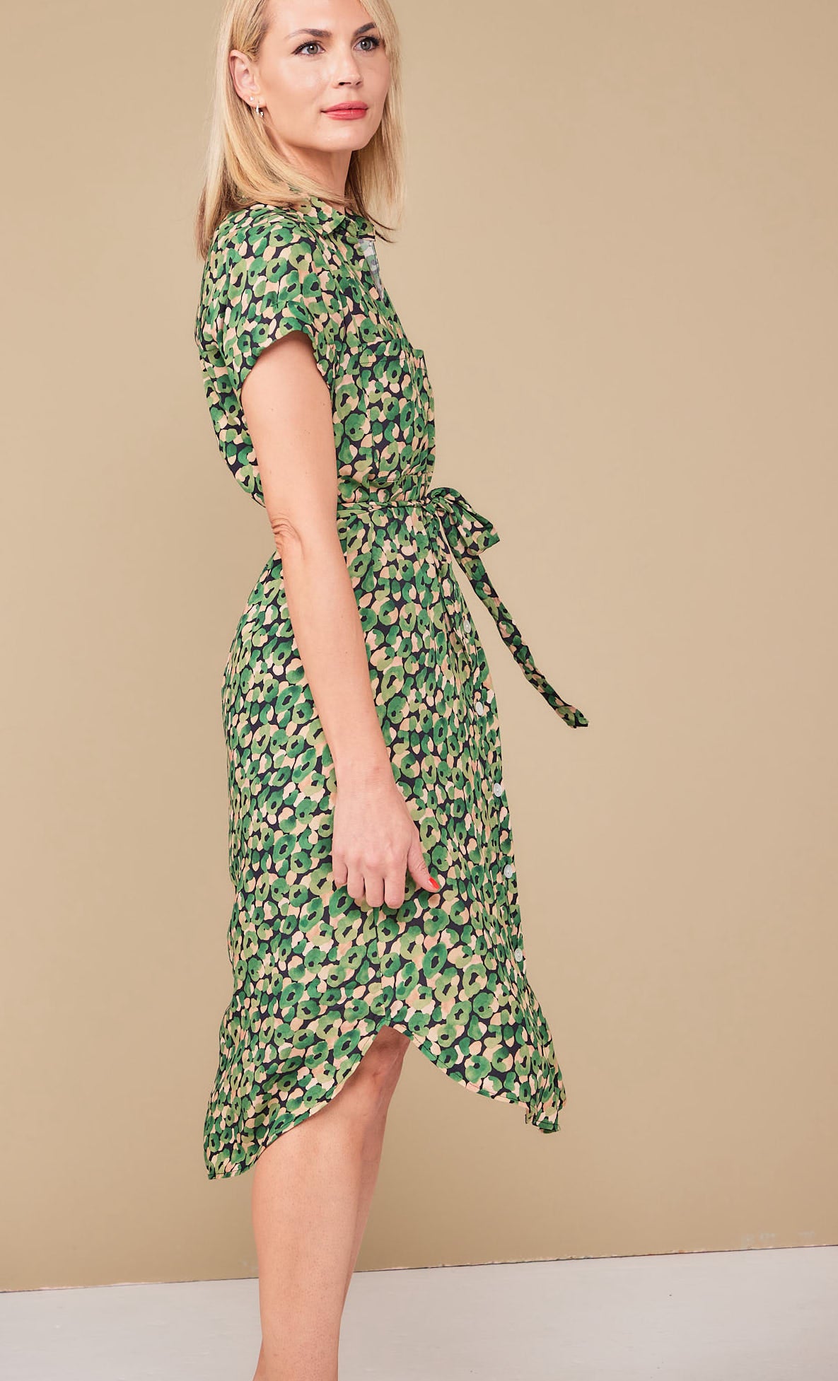 Venice -  Leopard Meadow: Shirt Dress With Belt
