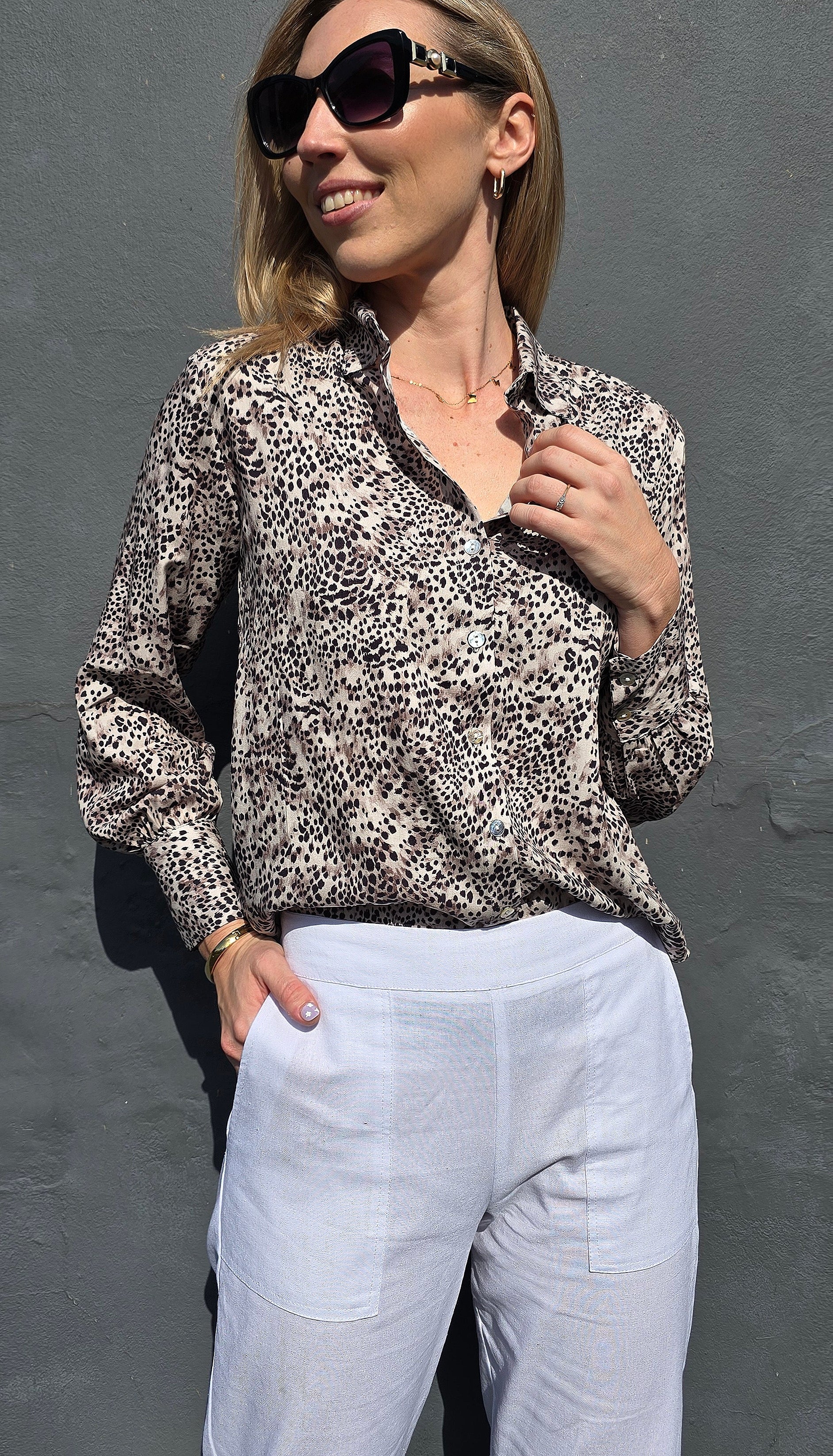 Ellie - Thunderstorm: Classic Collared Shirt with a Cuff