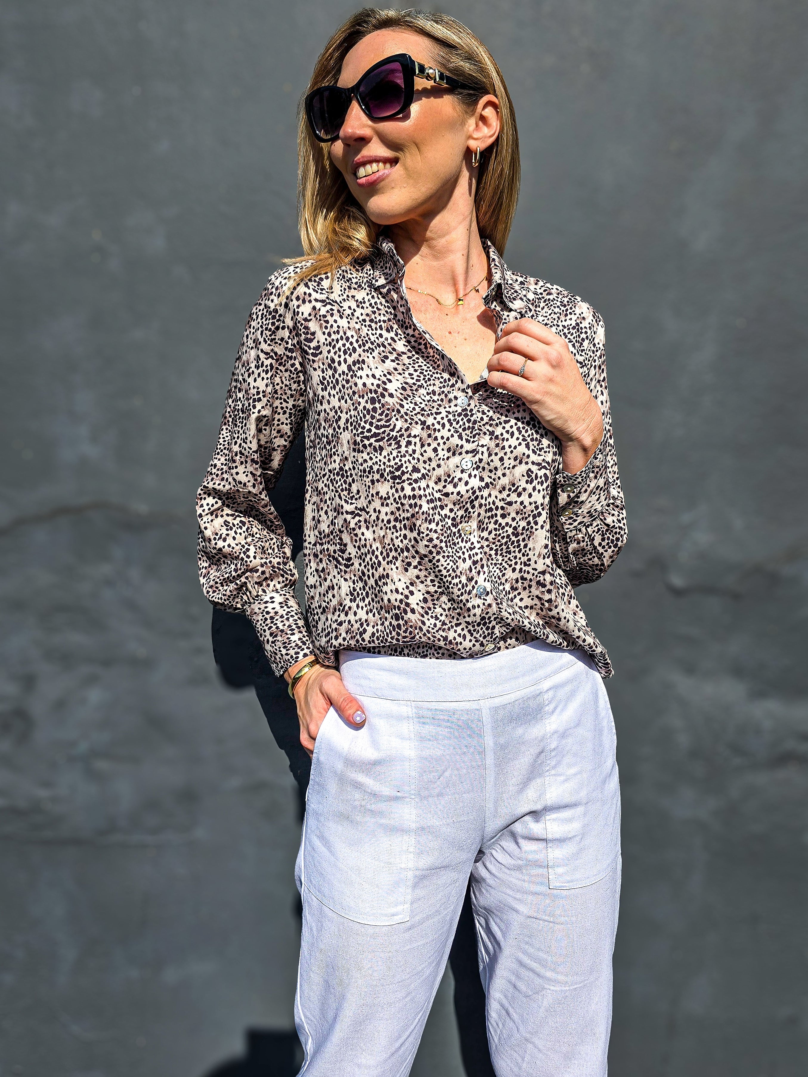 Ellie - Thunderstorm: Classic Collared Shirt with a Cuff