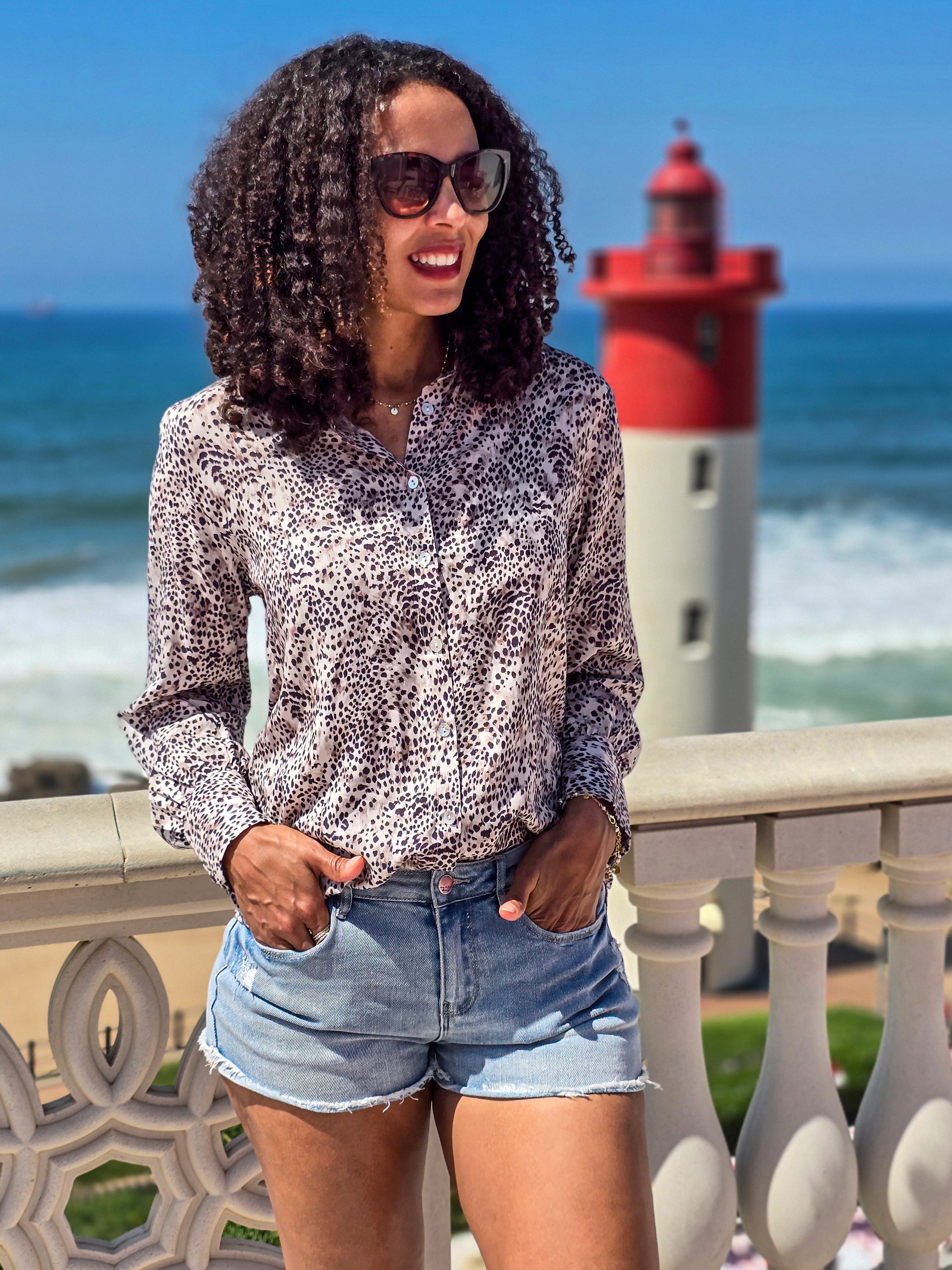 Ellie - Thunderstorm: Classic Collared Shirt with a Cuff