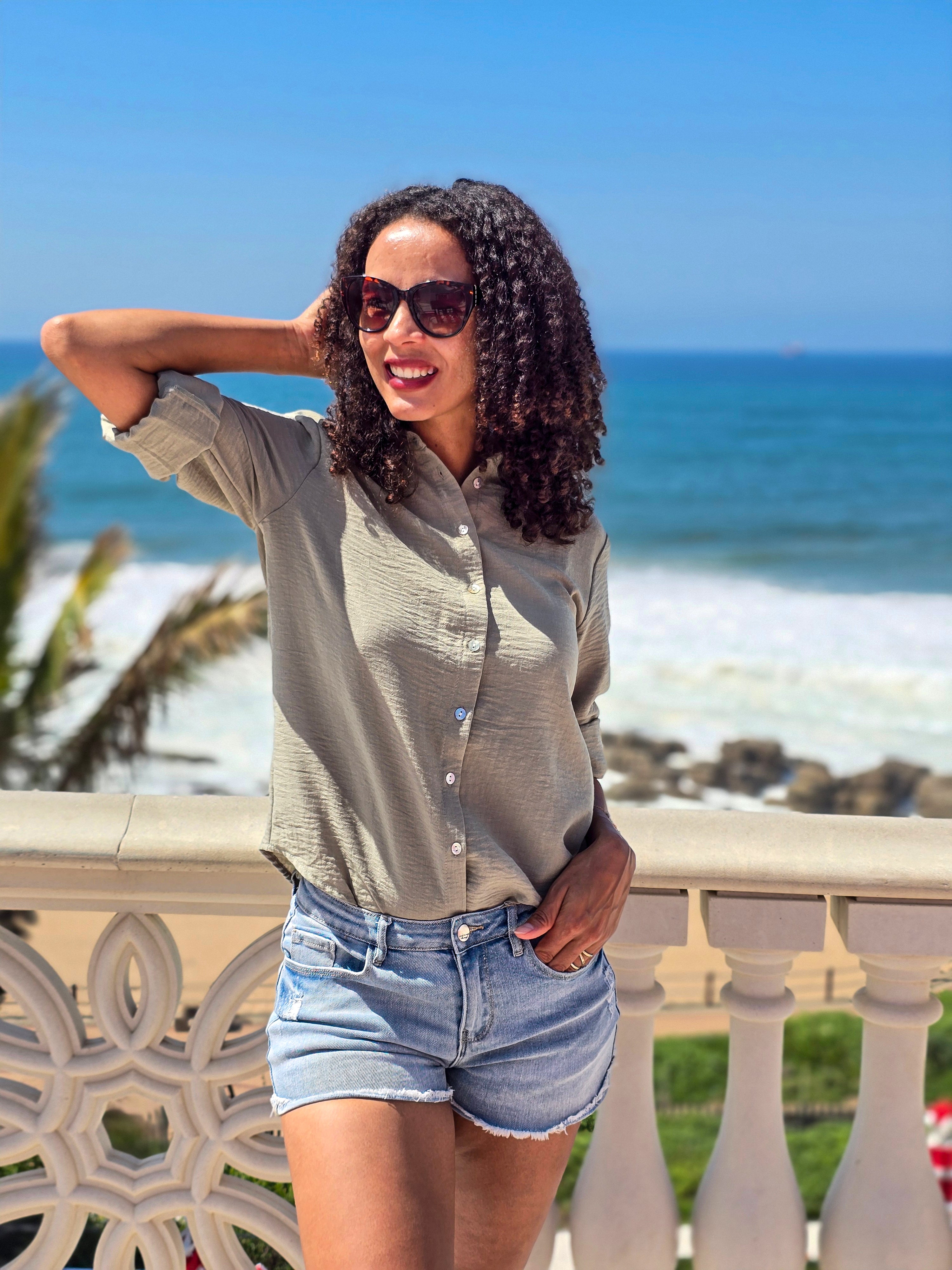 Ellie - Fatigue Linen blend: Classic Collared Shirt with a Cuff