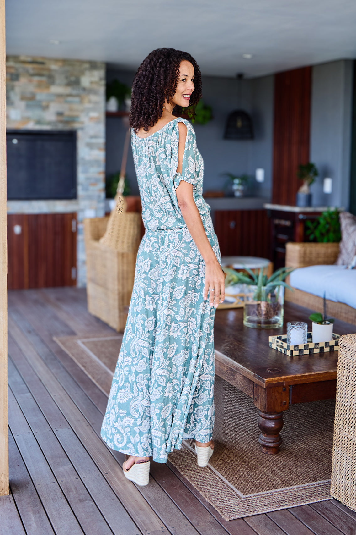 Boho maxi - Joyful Holly: Off the shoulder, elasticated waist maxi dress