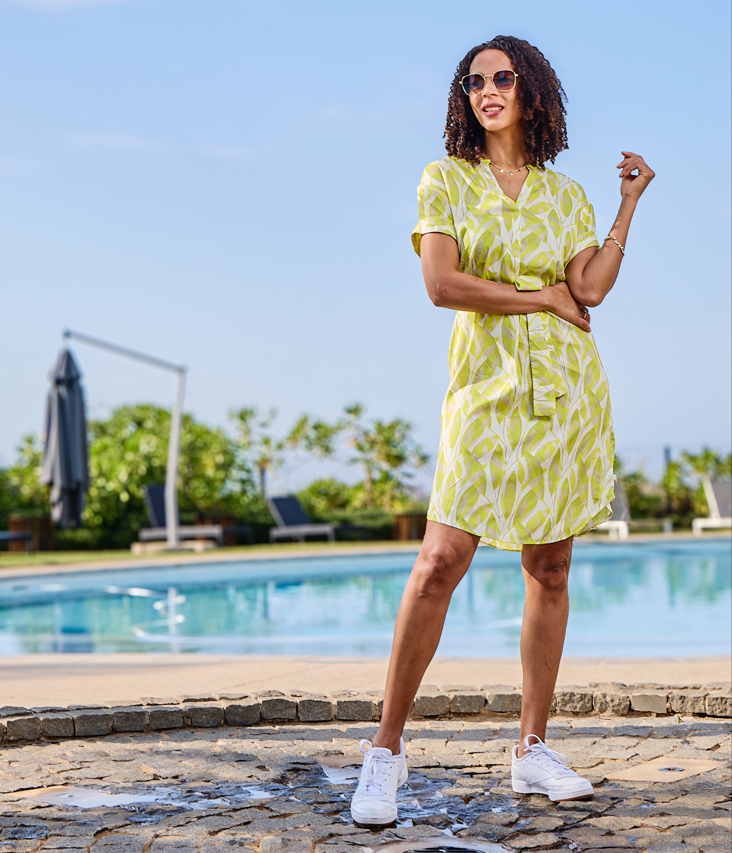 Charlie - Magical Mist: Classic midi Shirt dress with mandarin collar